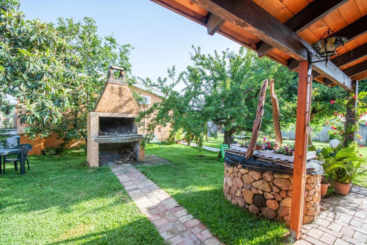 Is Cuccus Acomodação com café da manhã Masainas Exterior foto